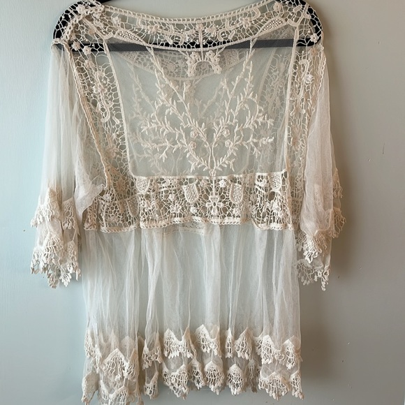 Lace Blouse - Picture 5 of 5
